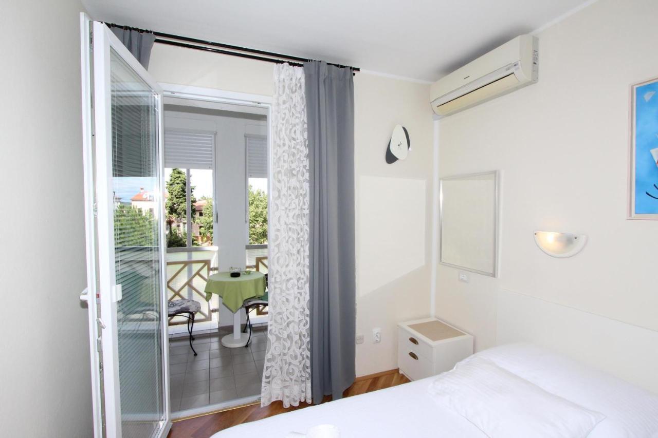 Room Roma روفينج المظهر الخارجي الصورة