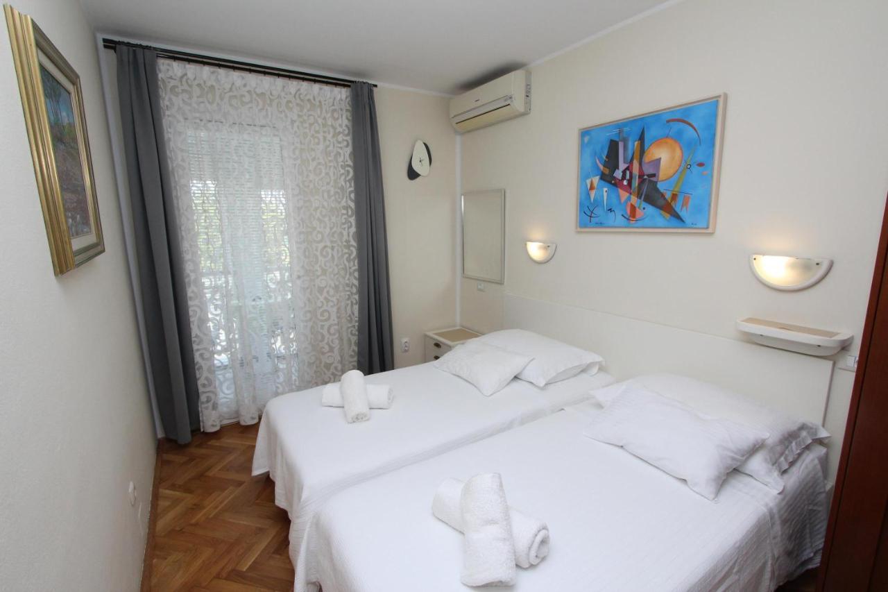 Room Roma روفينج المظهر الخارجي الصورة